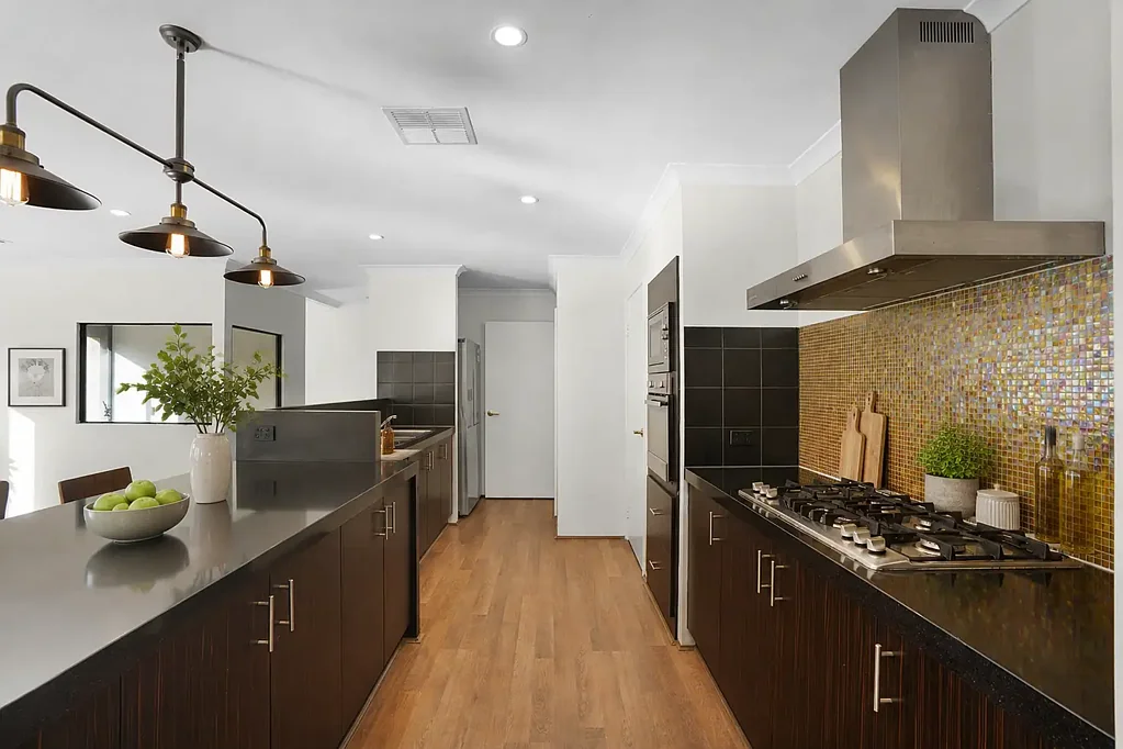 Baldivis 3房  Opposite Campolina Reserve | 198sqm of Living | Theatre + Study
