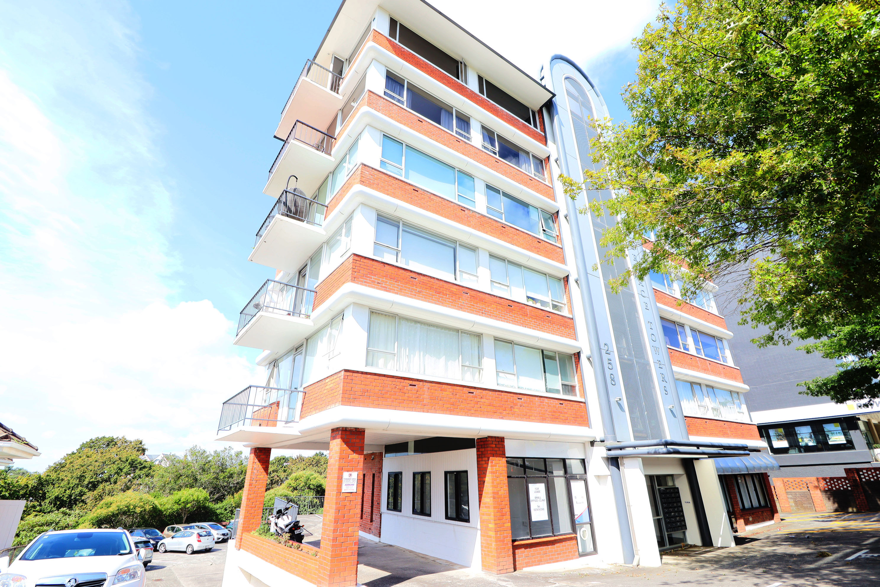 8/258 Parnell Road, Parnell, Auckland, 0 침실, 1 욕실