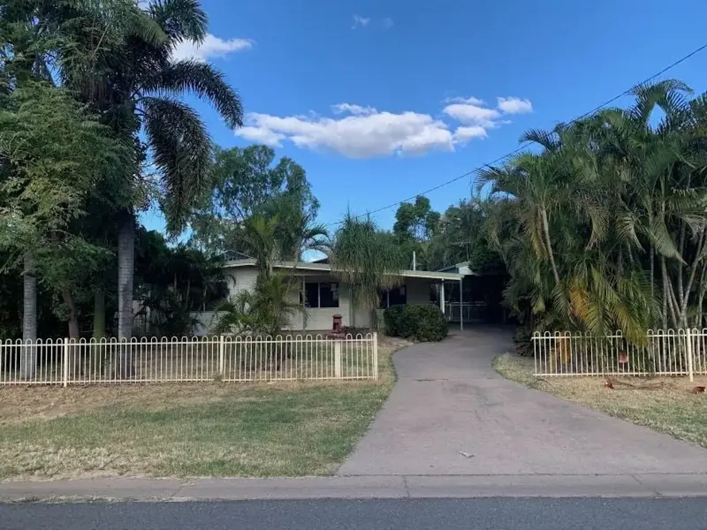 102 Ruby Street, Emerald, QLD 4720