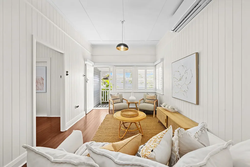 24 Clam Street, Runaway Bay, QLD 4216