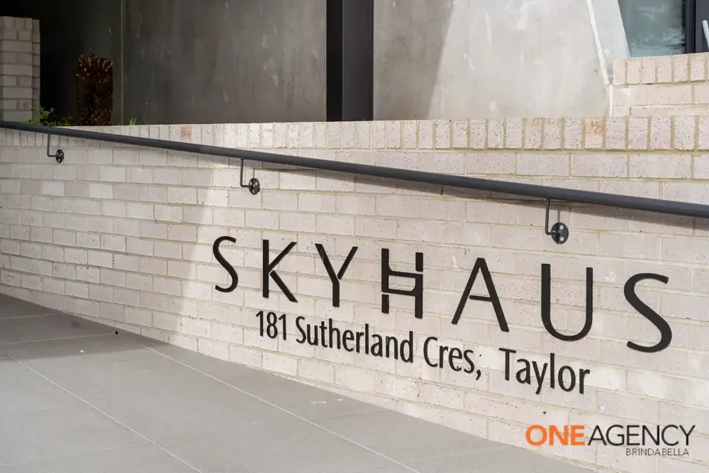 Stylish Alpine Living Awaits You at 210/181 Sutherland Crescent