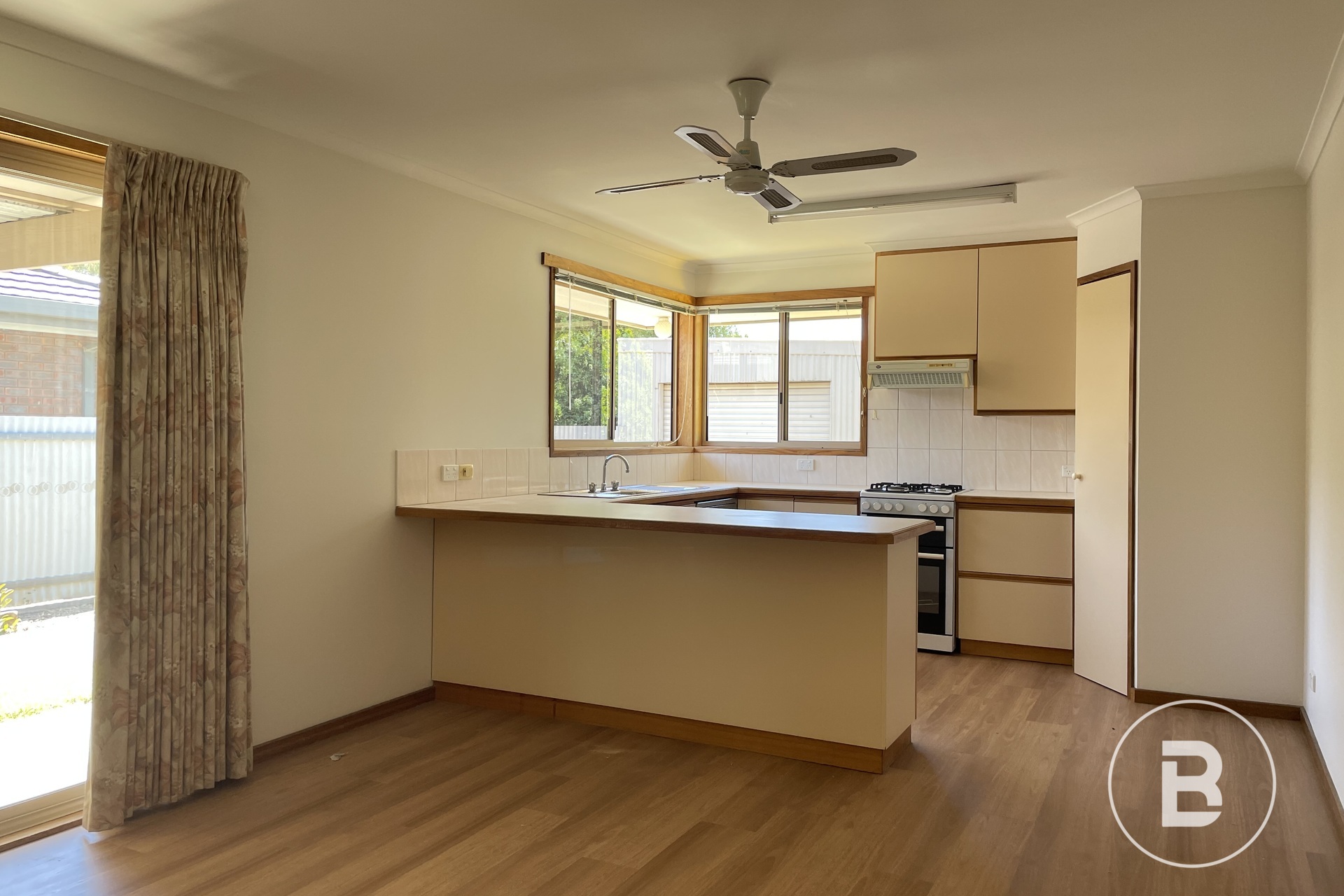 3 ALEXANDER AV, MARYBOROUGH VIC 3465, 0 habitaciones, 0 baños, House