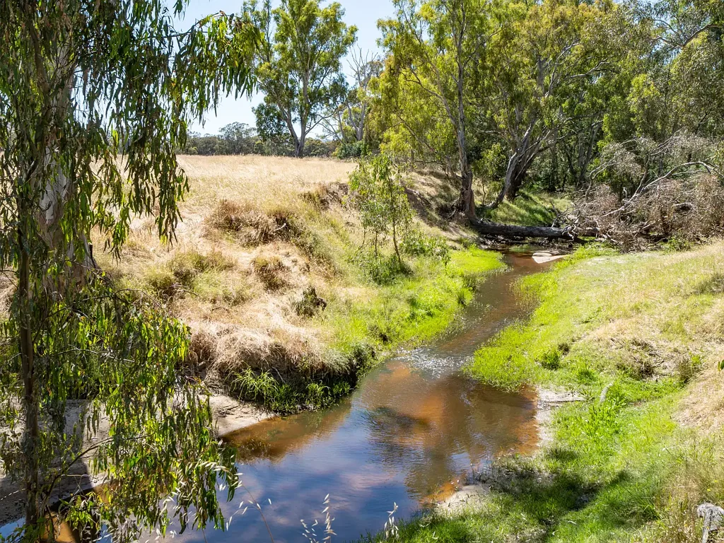 Euroa Approved Planning Permit -Rare Find - Prime 42.9 Acres –  4.5 km's to Euroa  – Creek Frontage