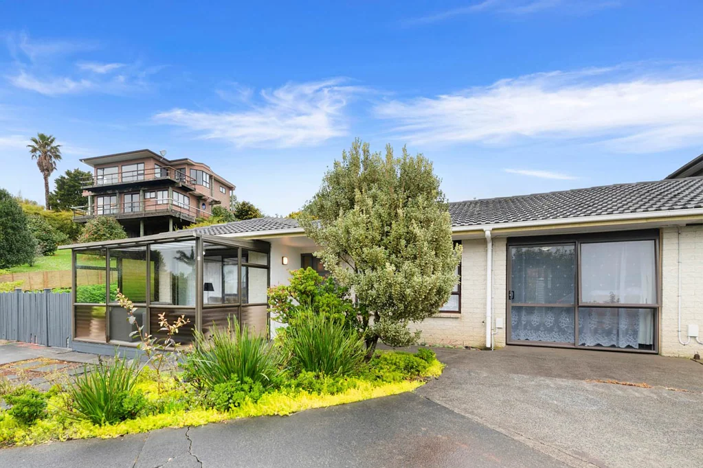 1/5 Rosetta Court, Shelly Park, Manukau City, Auckland
