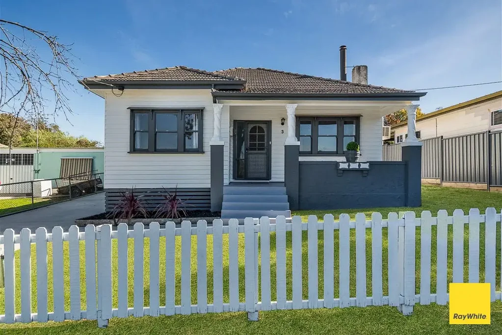 Neat & Comfortable 2-Bedroom Home