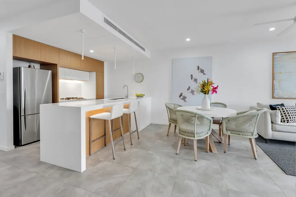 606/95-97 Old Burleigh Road, Broadbeach, QLD 4218