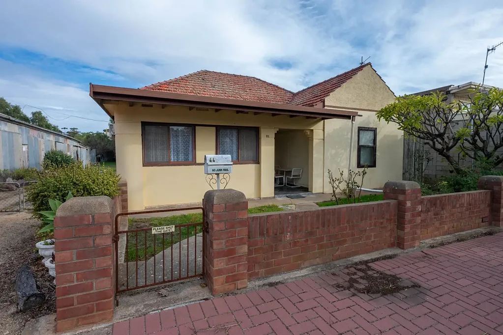 42-44 Elizabeth Street, Maitland, SA 5573