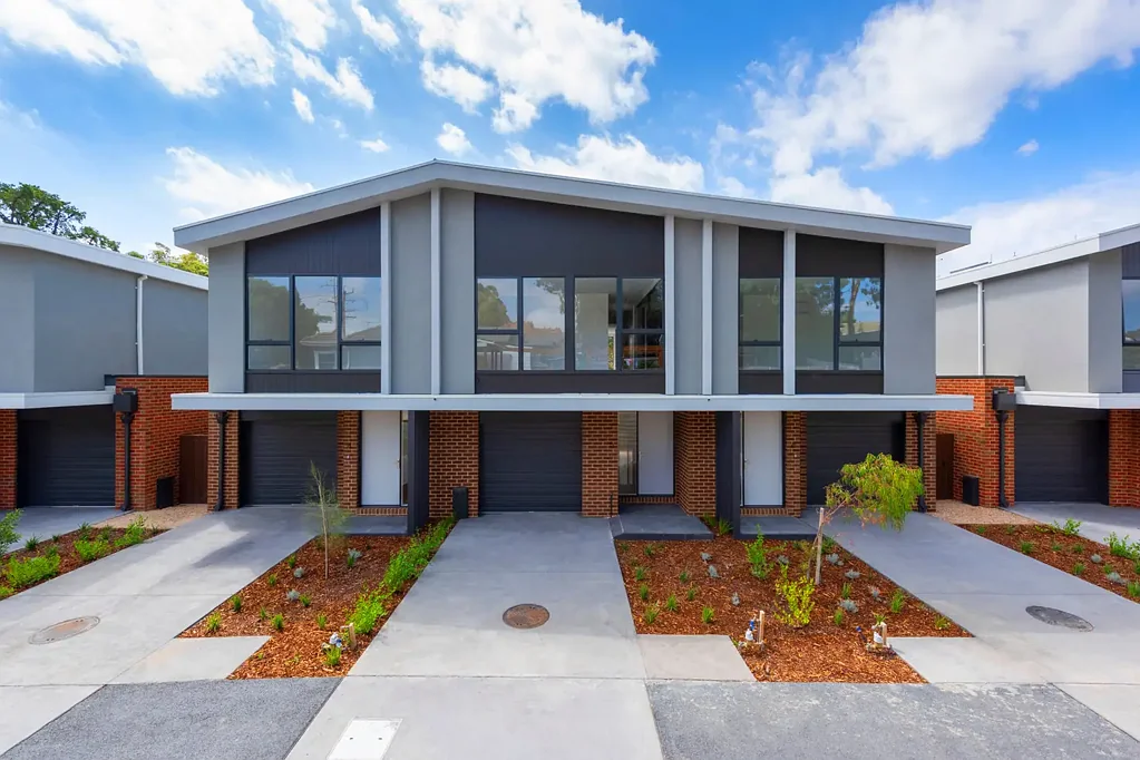 Simply stunning - 6 Month Lease