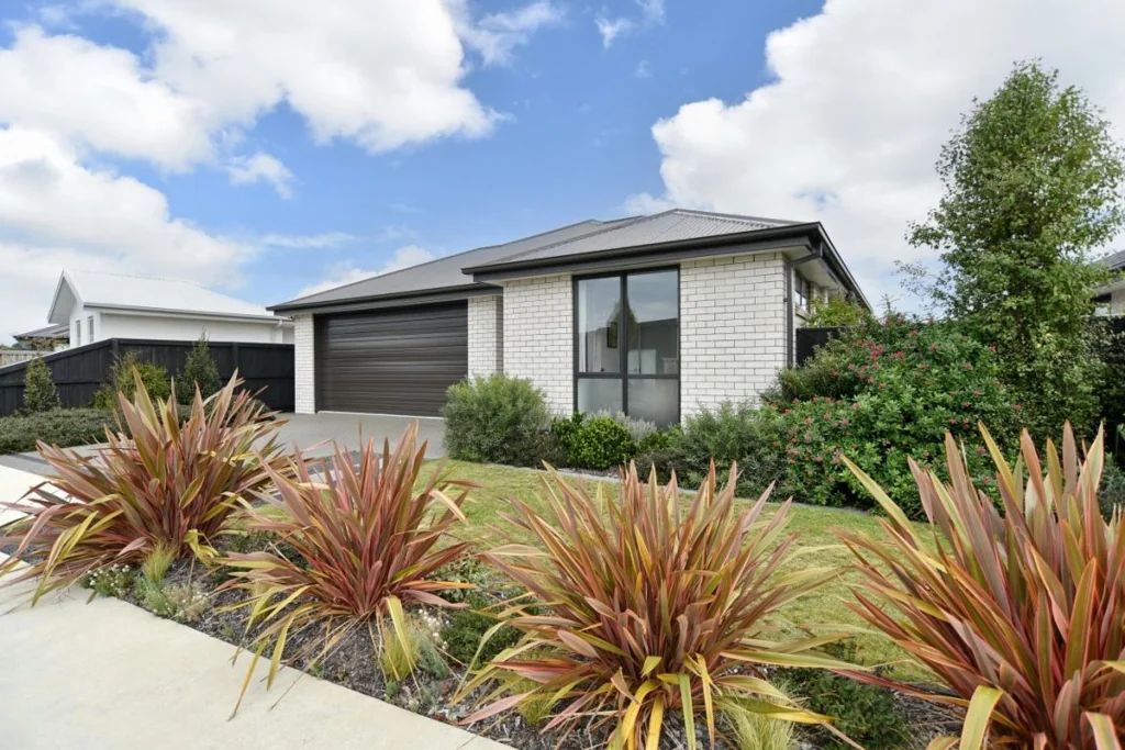 8 Jasmine Street, Woodend, Waimakariri