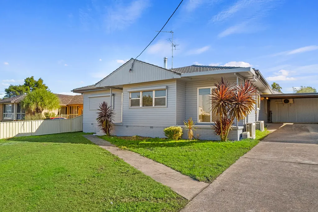 Newly Renovated, Charming Family Home in South Windsor
