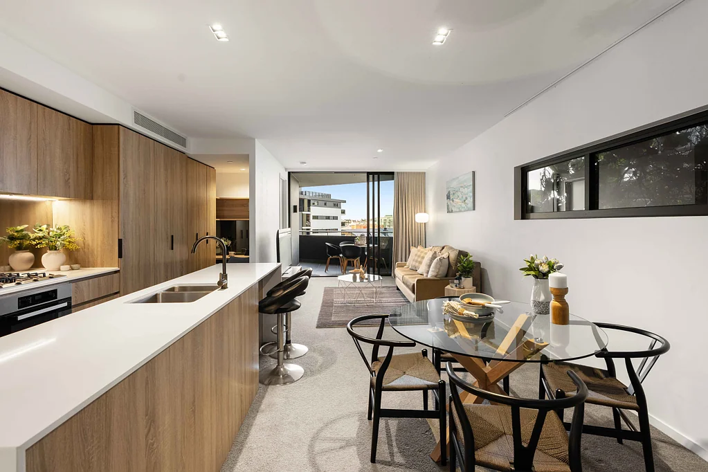 Newstead 2房 精致生活，尊享世界级屋顶设施 Sophisticated Living with World-Class Rooftop Amenities