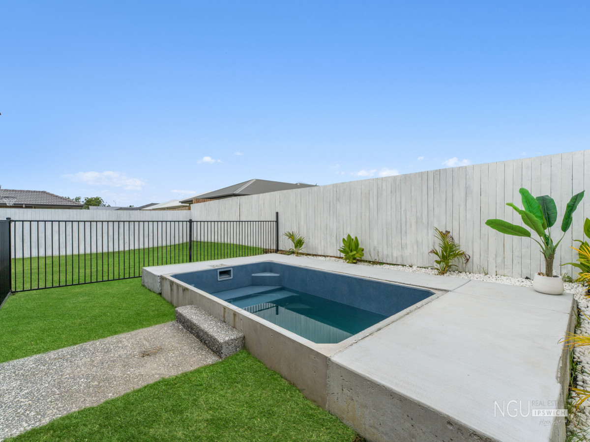 18 ROHL RD, WALLOON QLD 4306, 0 habitaciones, 0 baños, House