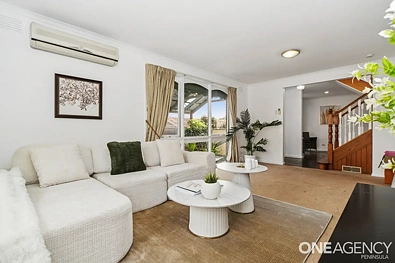 8 Chevalier Place, Frankston, VIC 3199, 4房, 3浴, House
