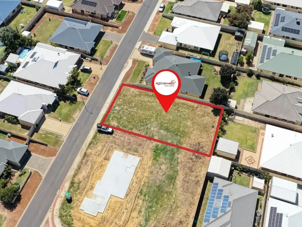 10 Peak Street, Drummond Cove, WA 6532