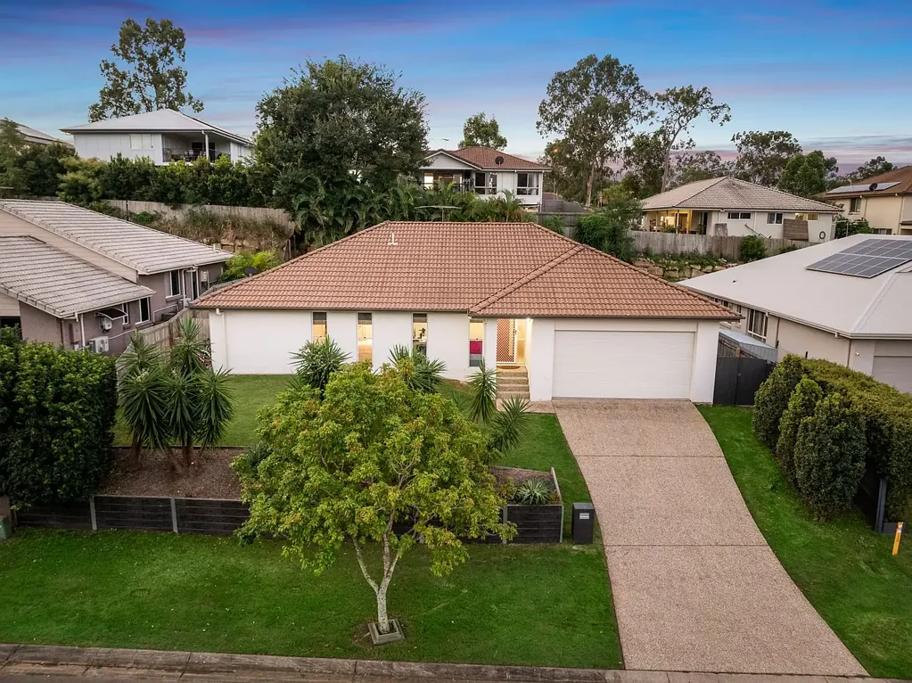 7 Avalon Close, Bellbird Park, QLD 4300