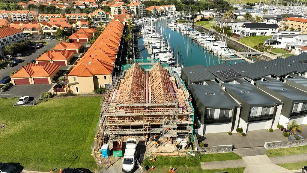 Gulf Harbour 3房  Lock-and-Leave Living - close to completion