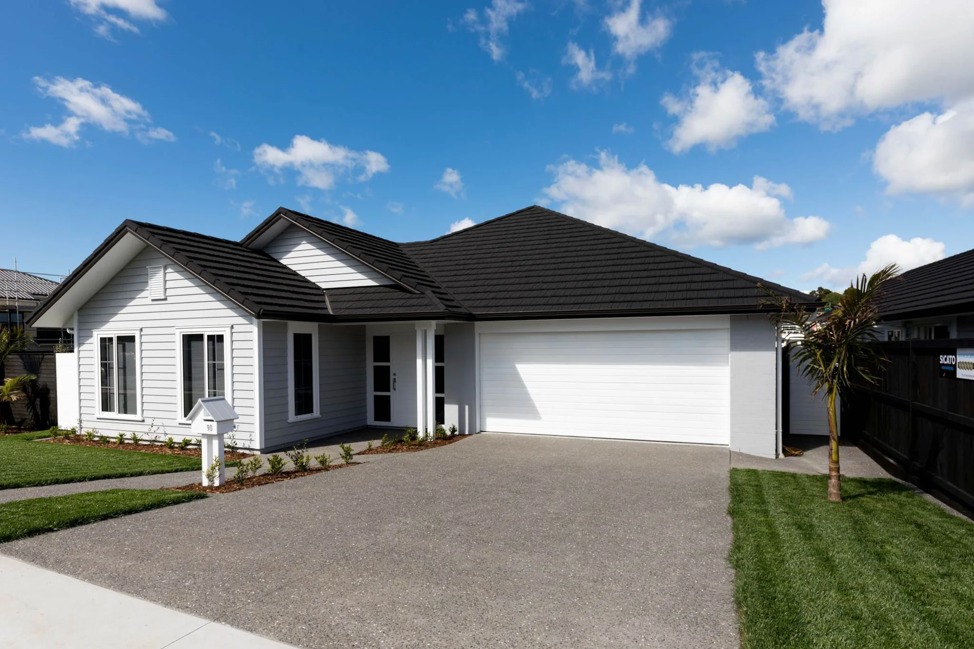 Family Home! Excellent Location!