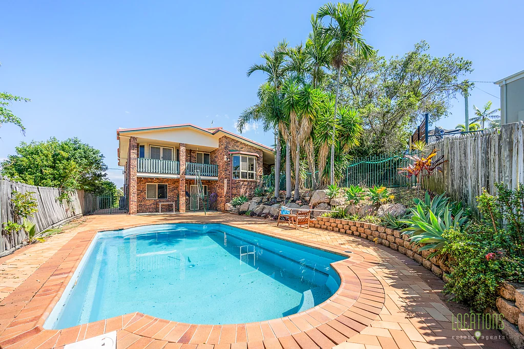 14 Ben Lexcen Court, Clinton, QLD 4680