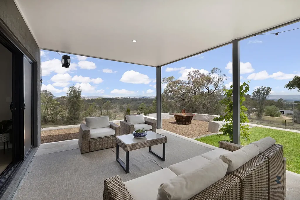 Mudgee Rural lifestyle with elevated views