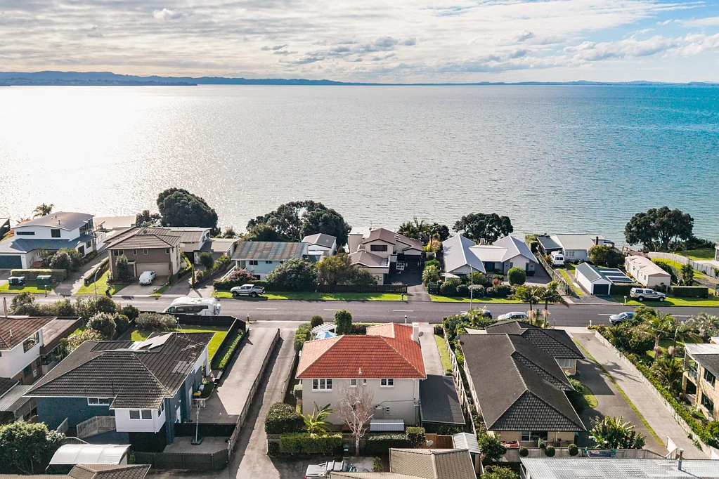 Clarks Beach 4房  Harbour views and coastal lifestyle