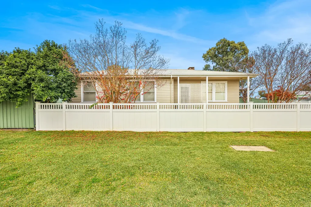 2 Main Street, Scone, NSW 2337