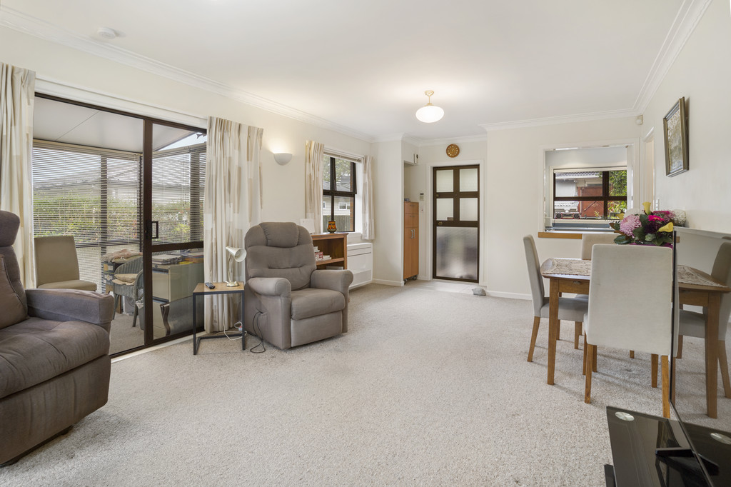 2/12 Sale Street, Cockle Bay, Auckland - Manukau, 2房, 1浴