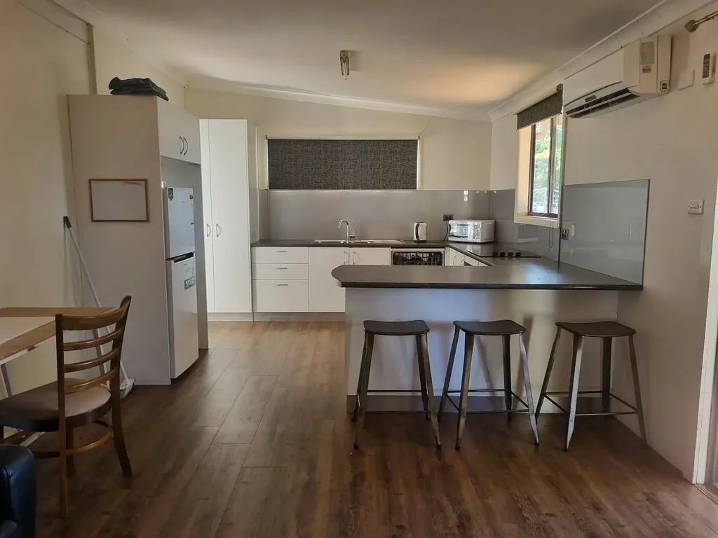 Furnished Apartment, Central Dubbo overlooking the showground