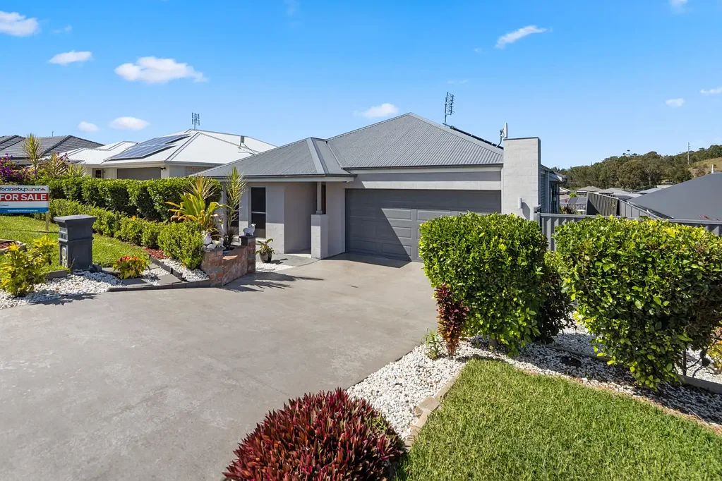 12 Burleigh Crescent, Woolgoolga, NSW 2456