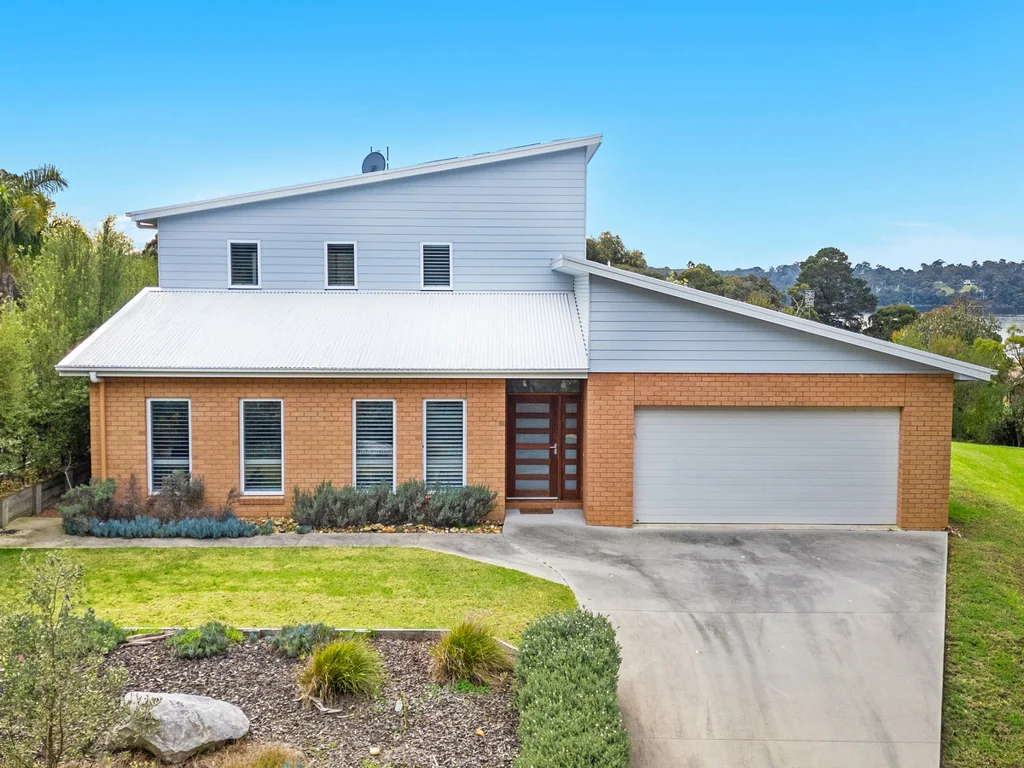 11 Travers Court, Metung, VIC 3904