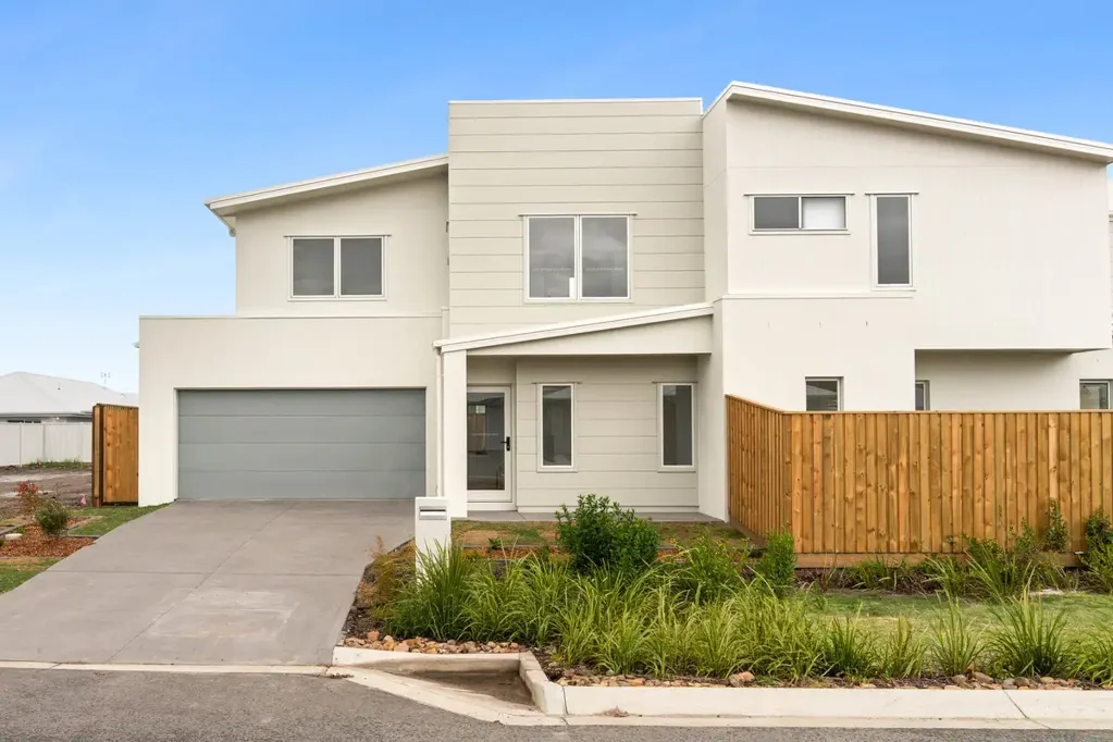 Palmview 3બેડરૂમ Brand-New, Move-In Ready Living in the Heart of Palmview