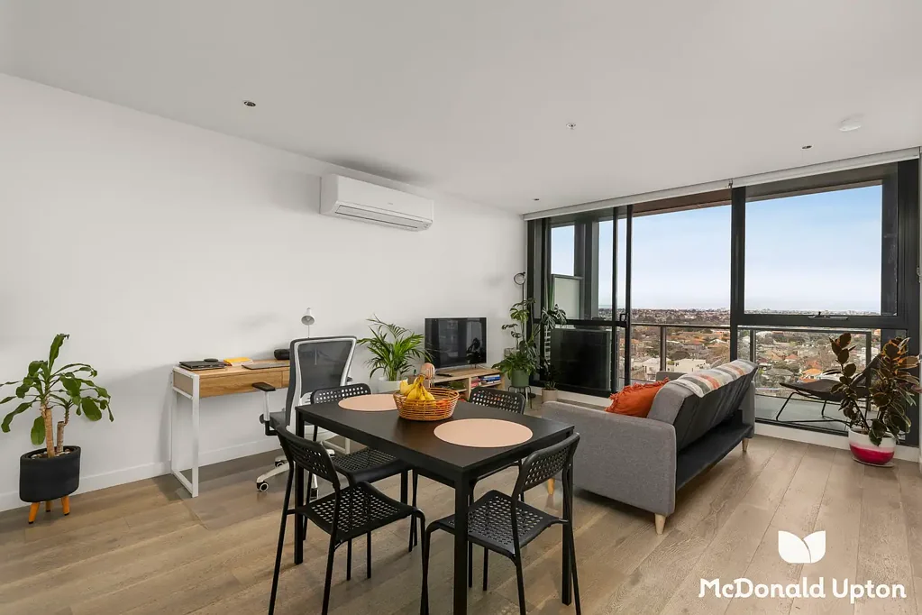Essendon 2ਬੈੱਡਰੂਮ Expressions of Interest Closing Monday September 22nd at 1:00pm unless sold prior