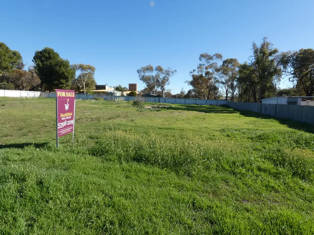 Hopetoun GOOD SPOT TO CALL HOME