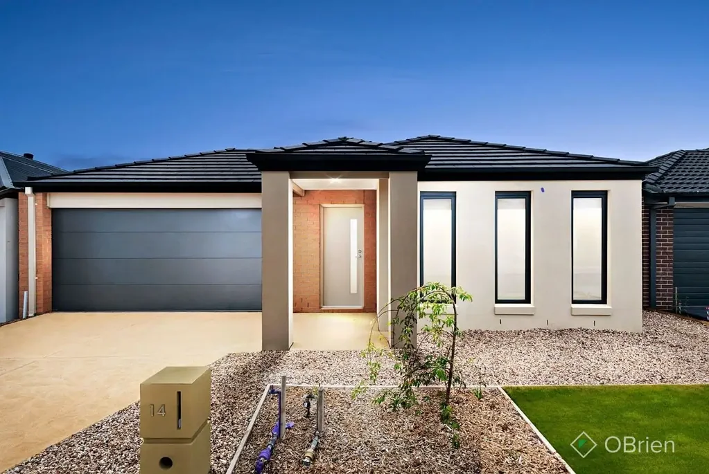 Modern Living in the Heart of Cobblebank
