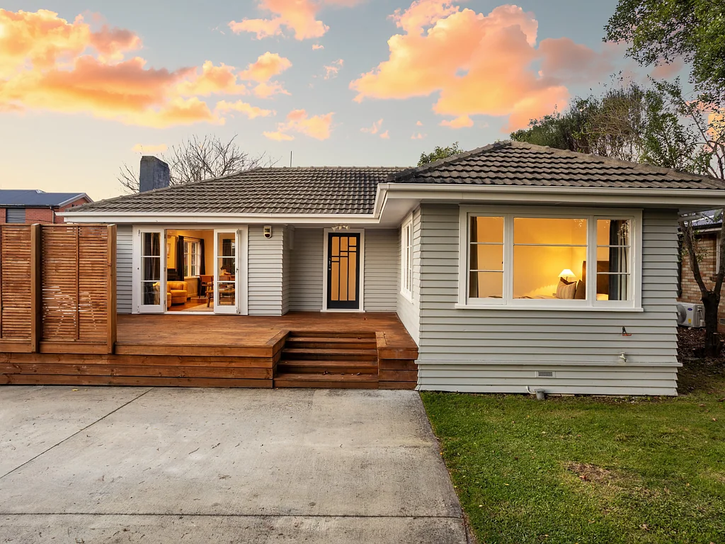 Hillcrest 4房  Location Meets Value