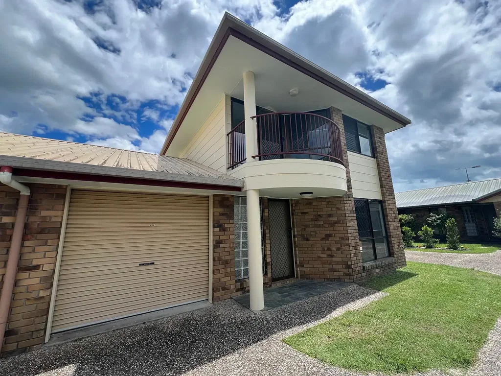 RENOVATED DUAL-LEVEL UNIT