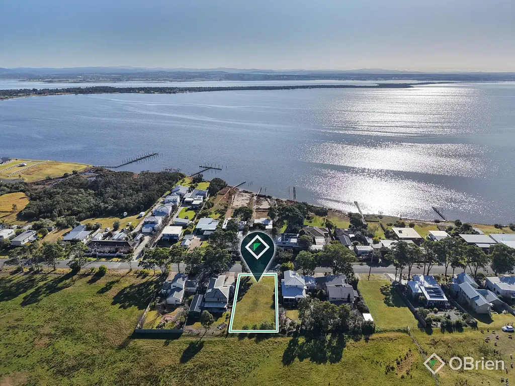 Eagle Point A Peaceful Slice of Lakeside Living