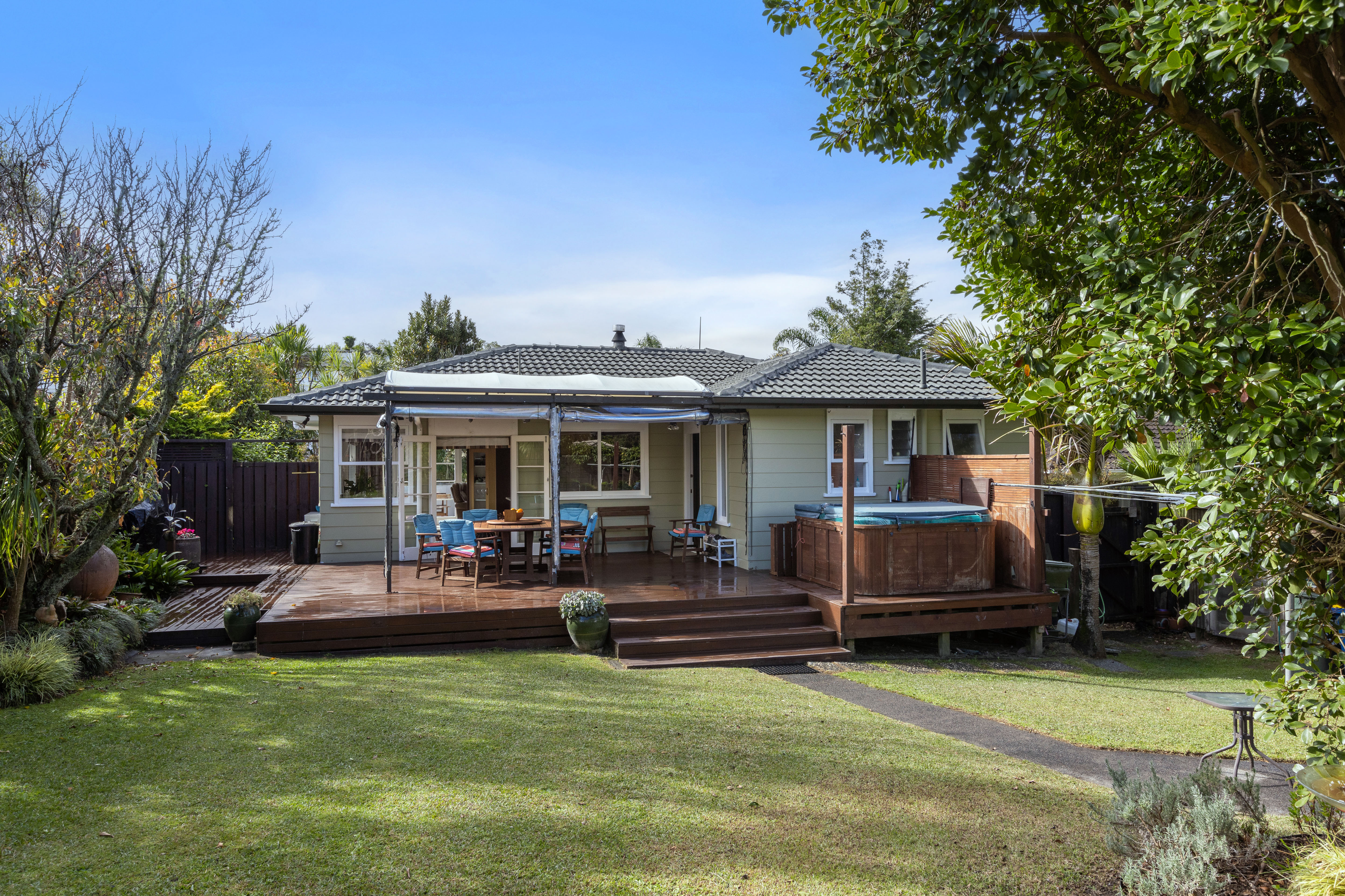 46 Normanton Street, Glenfield, Auckland - North Shore, 4 कमरे, 0 बाथरूम, House