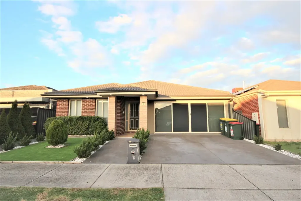 INSPECTION CANCELLED! A Family Beauty in Great Locale!