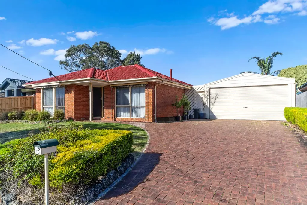 10 Paras Drive, Carrum Downs, VIC 3201