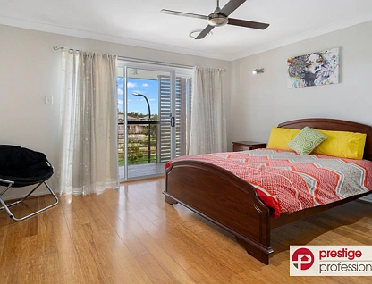 6 Terracotta Road, Moorebank, South Western Suburbs, 4 phòng ngủ, 2 phòng tắm, House