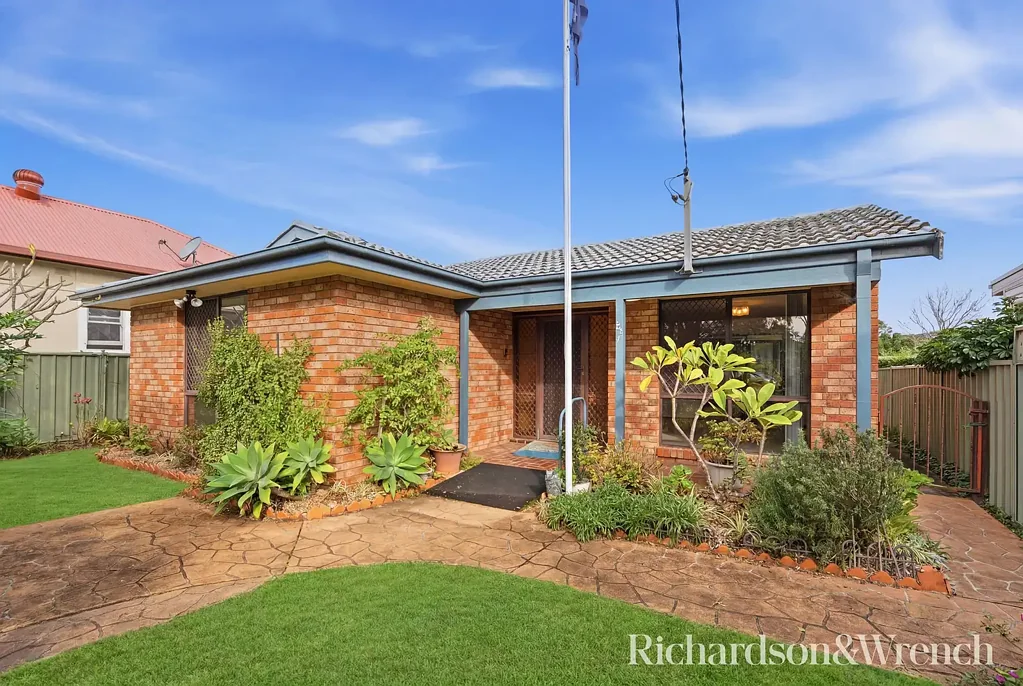 Umina Beach 4Kwarto Low Maintenance living in the heart of Umina Beach