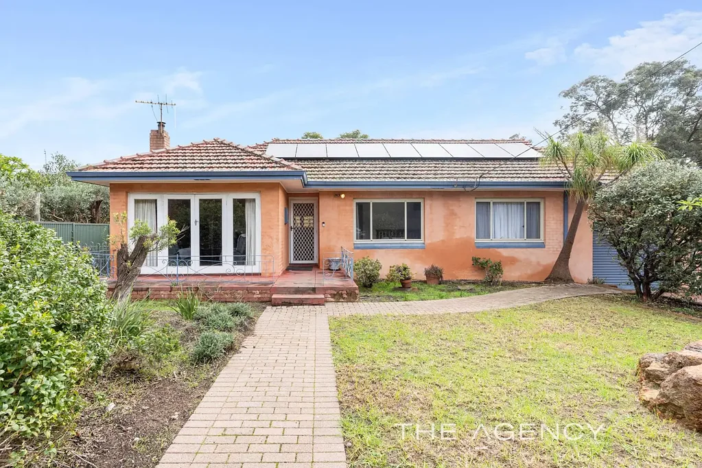 Kalamunda 3房  A Golden Oldie next to school