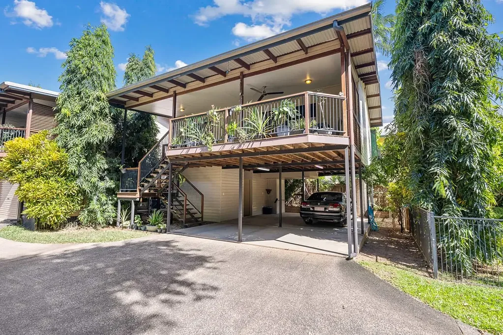 3/7 Tenni Street, Redlynch, QLD 4870