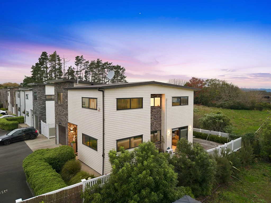 9/7 Wastney Road, Alfriston, Manukau City, Auckland