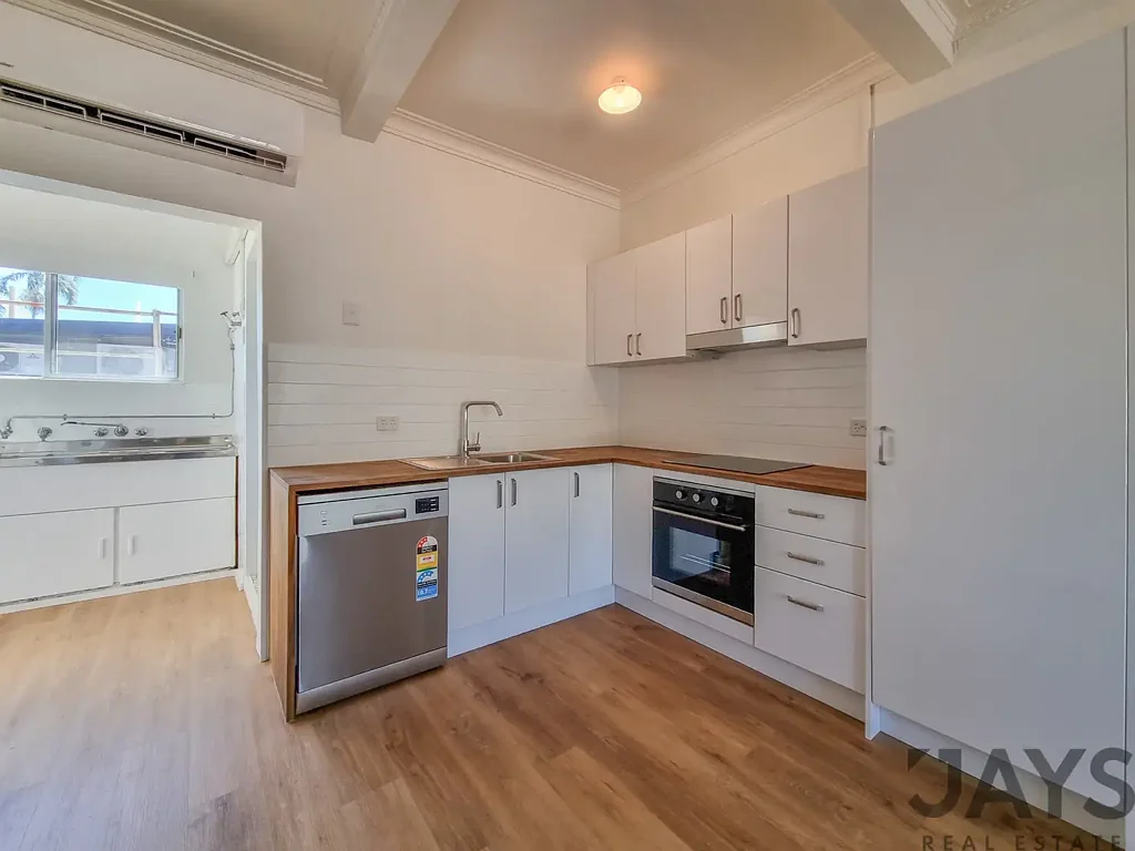 Unit 2/67 Joan Street