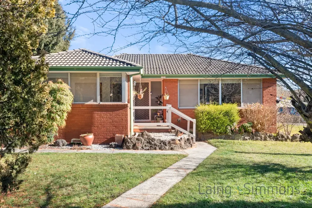 Lithgow 3બેડરૂમ Corner Block Opportunity in South Littleton