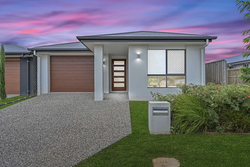 39 Flint Street, Bray Park, QLD 4500