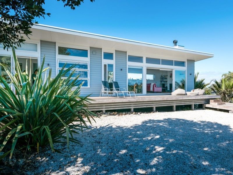 14 Pacific Parade, Surfdale, Auckland, 4 rūma, 0 rūma horoi