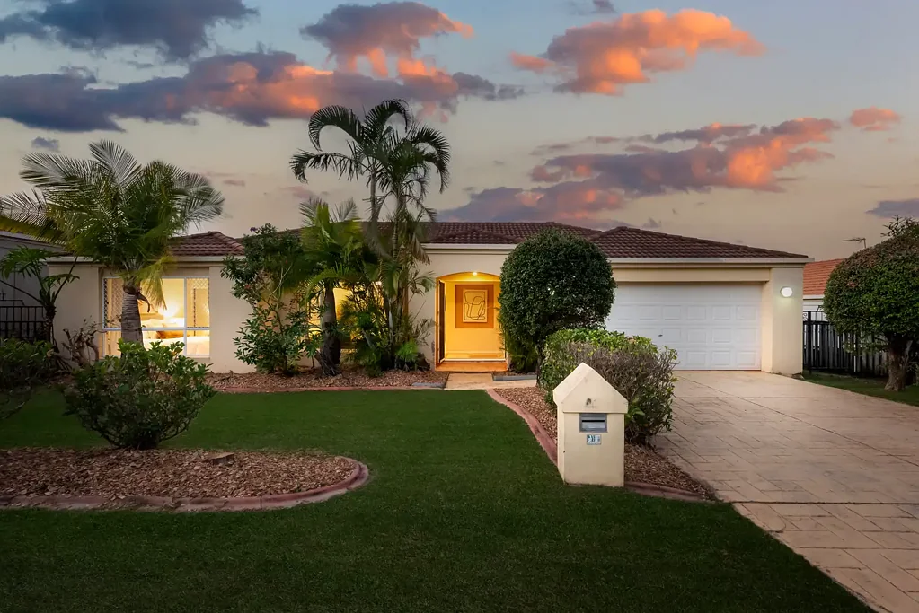 13 Exmoor Street, Mudgeeraba, QLD 4213