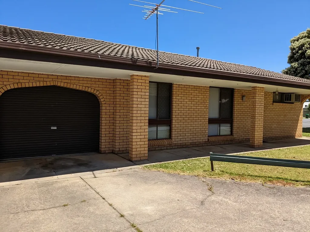 Large Two Bedroom Townhouse